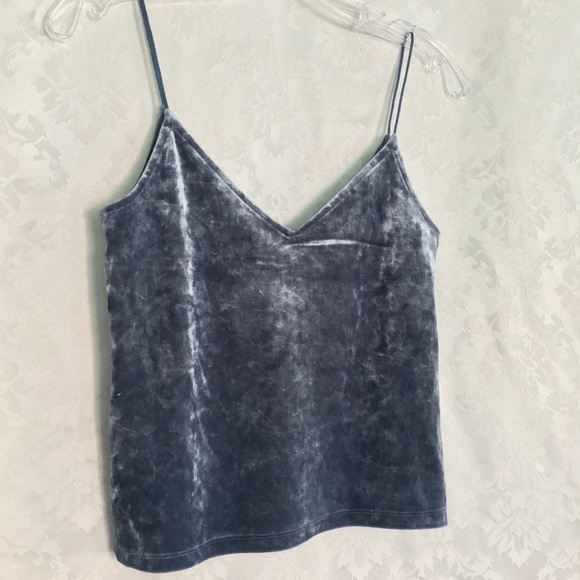 H&M Tops - NWT H&M Blue Crushed Velvet Camisole Crop Top